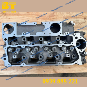 Nắp quy lát động cơ Perkins 1104