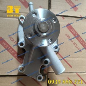 Bơm nước động cơ Kubota D722