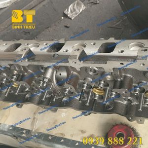 Nắp máy Isuzu 6HK1