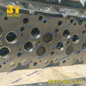 Nắp quy lát Isuzu 6HK1