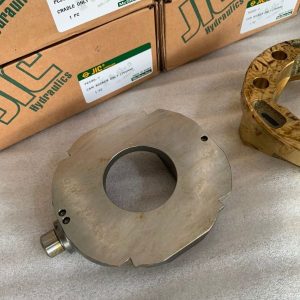 Đế chao trên Komatsu PC200-7