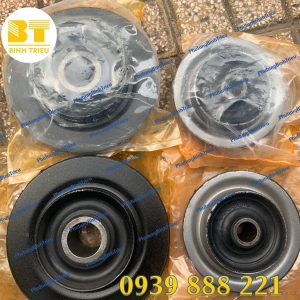 Cao su chân máy động cơ Hino P11C