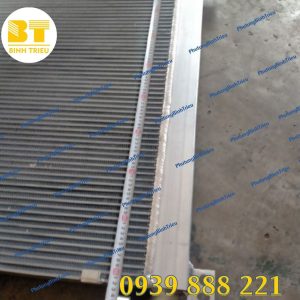 Két nhớt Komatsu PC400-6