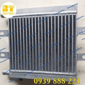 Két nhớt thủy lực Hitachi EX55