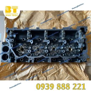 Nắp quy lát động cơ Isuzu 4HK1