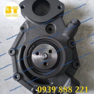 Bơm nước John Deere 6068