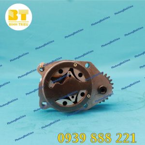 Bơm nhớt Komatsu PC200-6